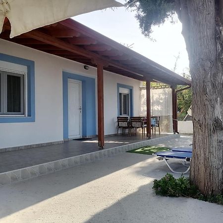 Porto Almira Beachfront House Nikíti Kültér fotó