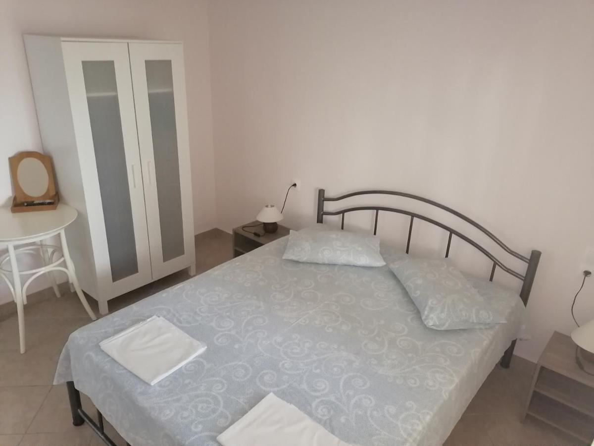 Porto Almira Beachfront House Nikíti Kültér fotó