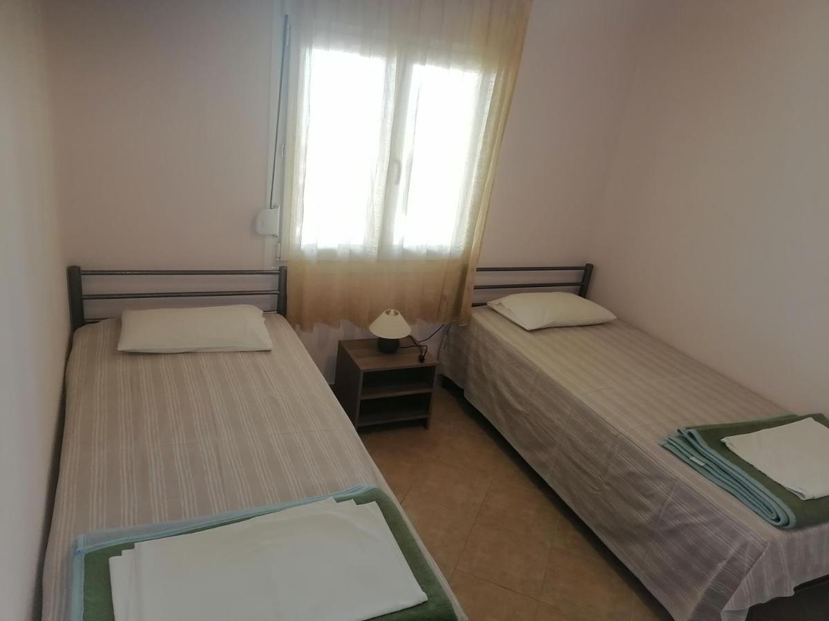 Porto Almira Beachfront House Nikíti Kültér fotó
